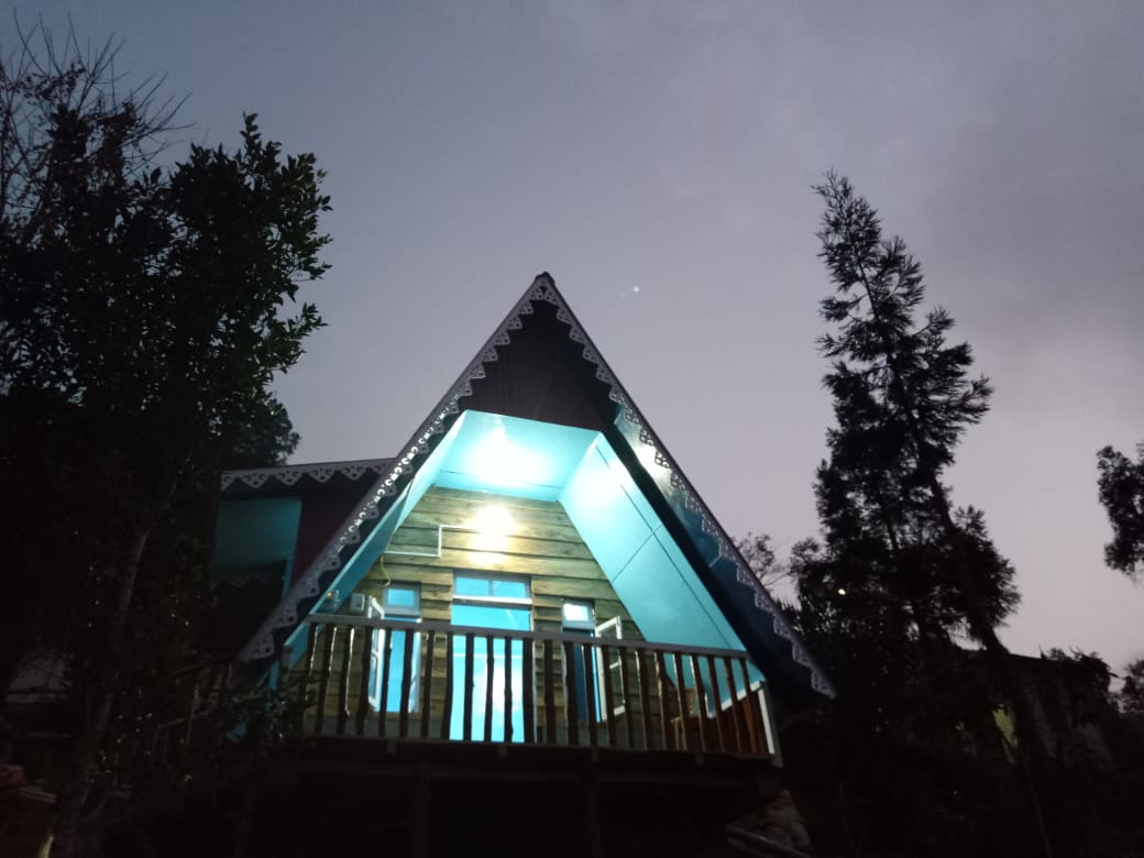 Darjeeling Mineral Spring gallery image 2